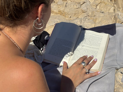 Formé (chalcedony stone)